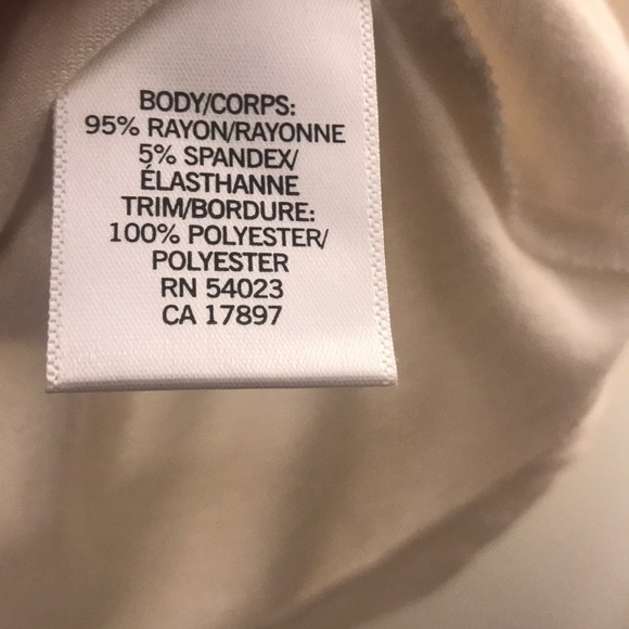 🌻5/$35 🌻 Banana Republic | Sleeveless Blouse - Picture 4 of 5